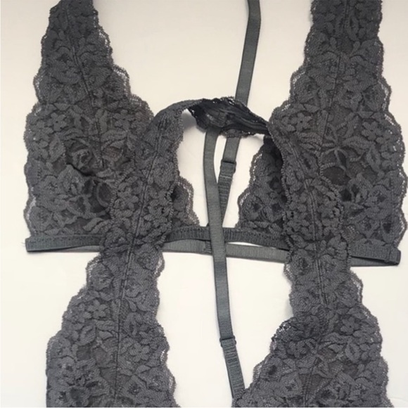 Free People Truly Madly Deeply halter bra size XS - Picture 3 of 3